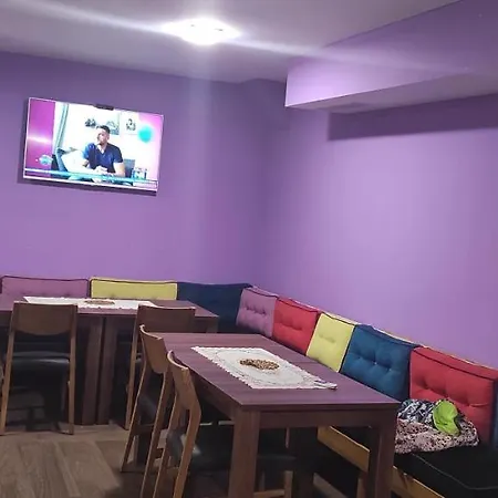 Restoran ˇˇcardakˇˇ Kod Ramiza